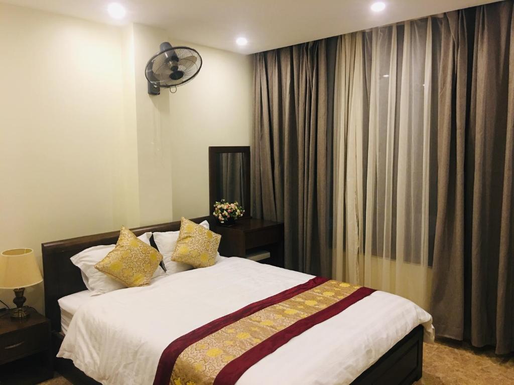 where-to-stay-in-dong-van-hoang-ngoc-hotel